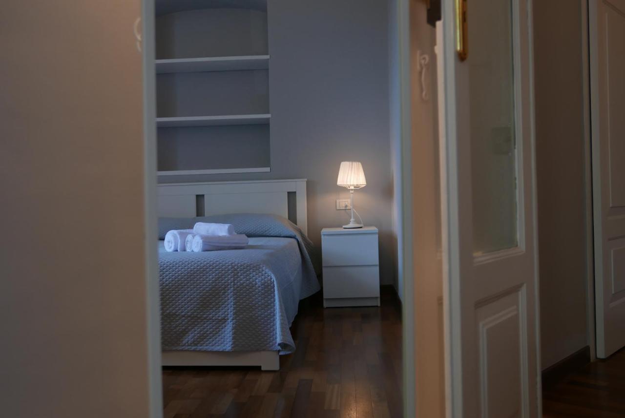 Suite 261 - Intero Appartamento Nel Centro Di Бари Экстерьер фото